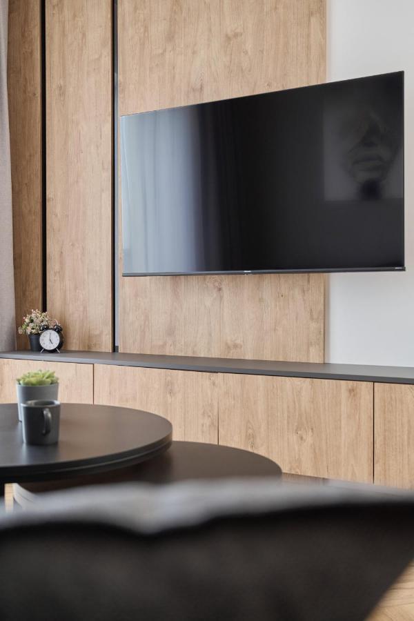 Exclusive Apartment With Balcony & Parking Wroclaw By Renters Prestige Екстериор снимка