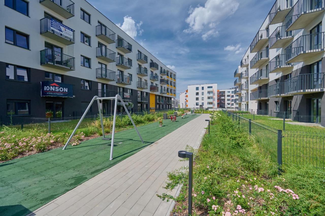 Exclusive Apartment With Balcony & Parking Wroclaw By Renters Prestige Екстериор снимка